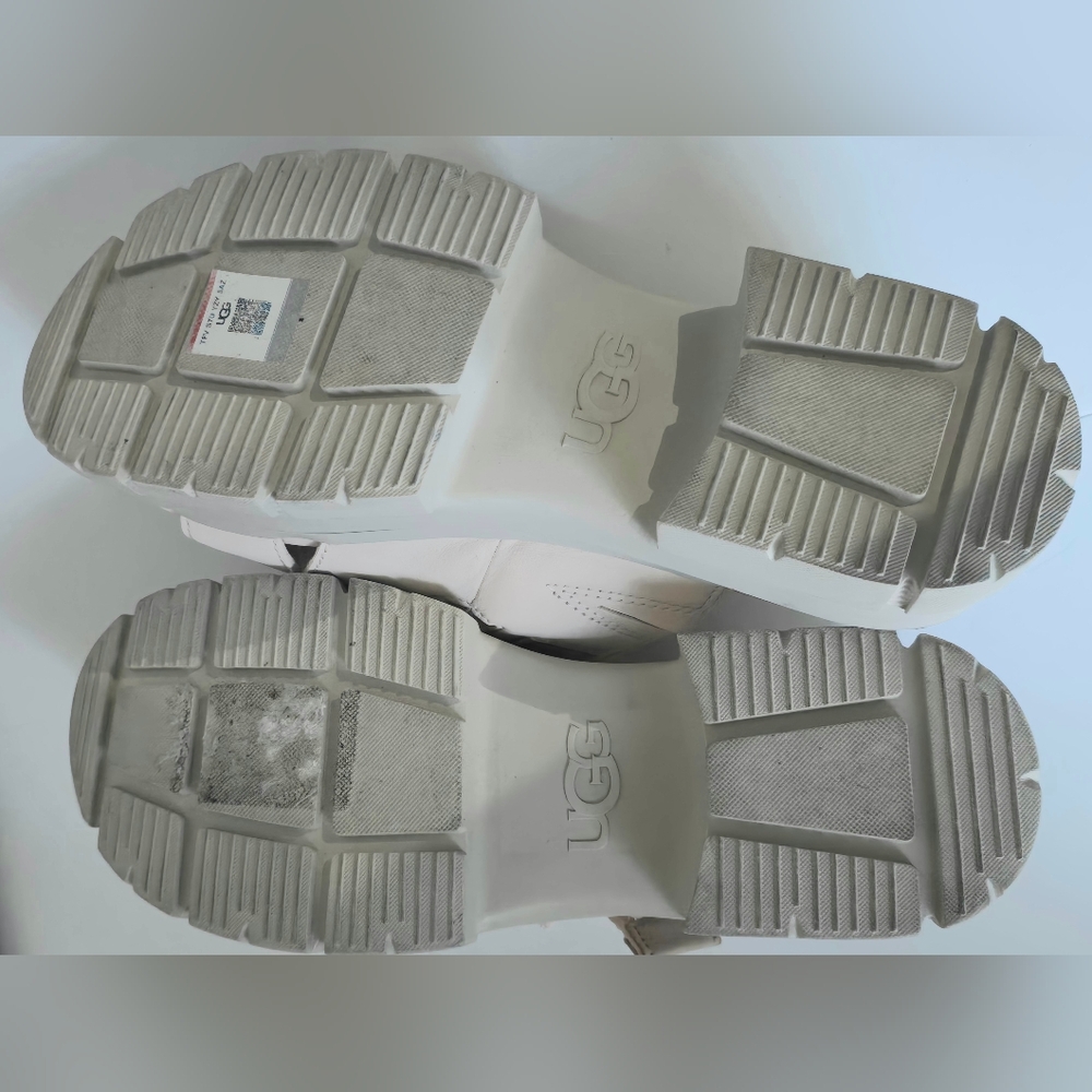 ugg Ashton Slides - Picture 4 of 4